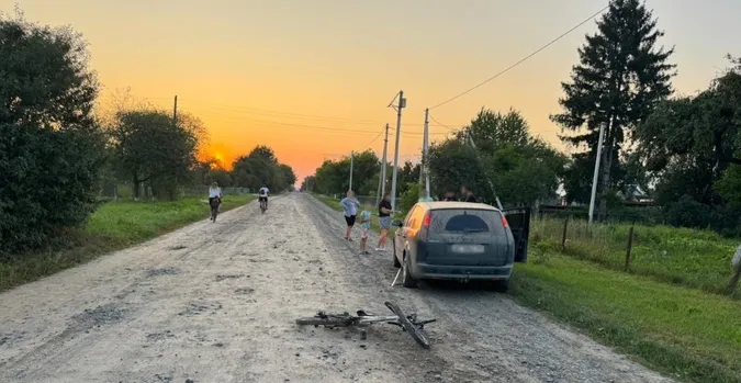 Неповнолітня за кермом збила підлітка: як покарали волинянина, який пустив дівчину без прав за кермо