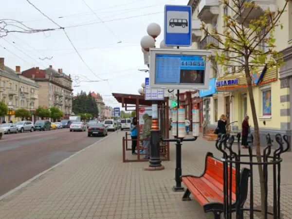 У Луцьку планують встановити 14 розумних зупинок