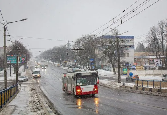 У Луцьку влаштовують «покатушки» на унікальному тролейбусі (фото)