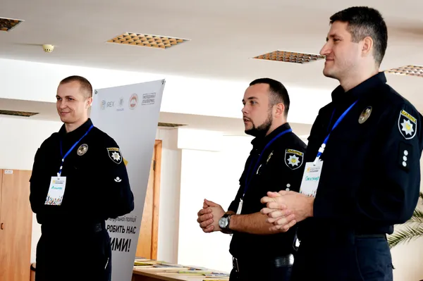 Волинські патрульні розповіли, чи зупиняють порушників-священиків