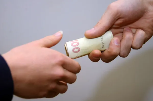 26-річний лучанин намагався дати хабара рівненському патрульному