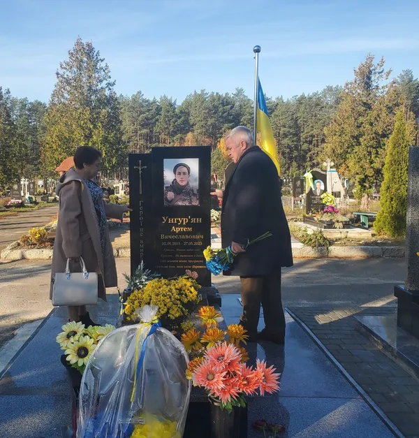На Волині посмертно нагородили воїнів Олександра Брисюка та Артема Унгур’яна (фото)