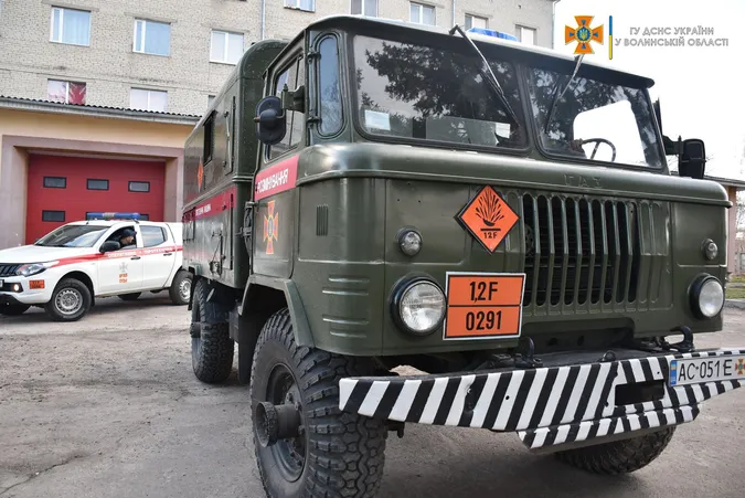 Волинські піротехніки вирушили розміновувати Чернігівщину (фото)