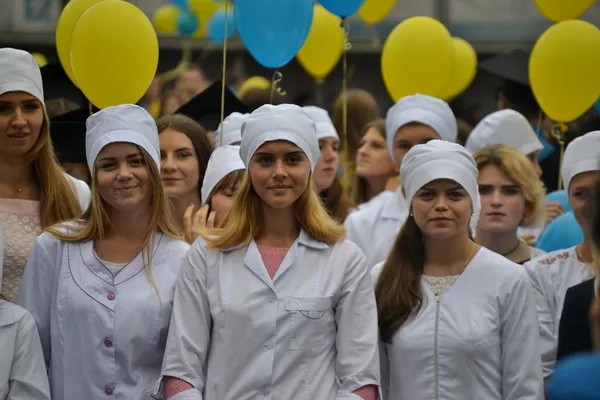Першокурсників СНУ посвятили у студенти (ФОТОРЕПОРТАЖ)