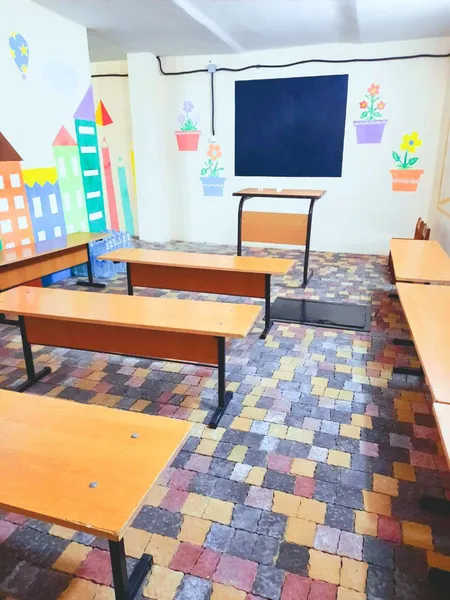 Вихователі Підгайцівської громади намалювали казку у новому укритті (фото)