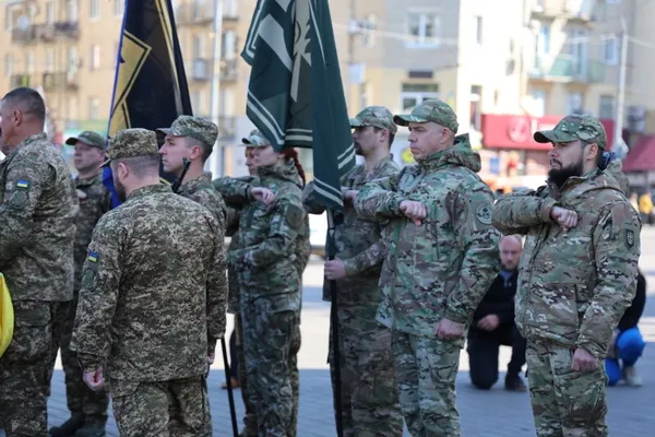 У Луцьку попрощалися із 34-річним воїном Станіславом Ходаковським (фото)