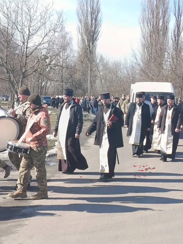 Назавжди 33: на Волині попрощалися із загиблим захисником Віктором Вавринюком