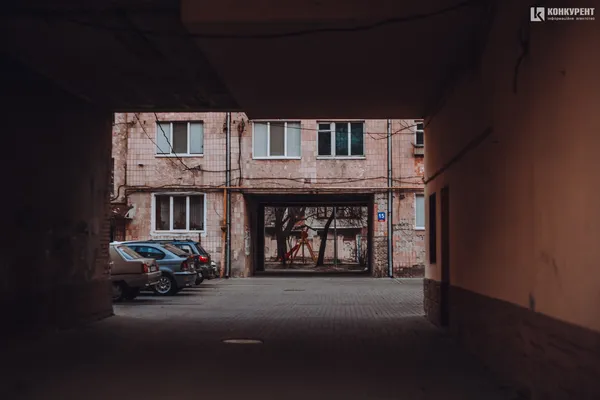 Ранок карантинного 1 квітня у Луцьку (фото)