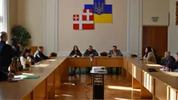 Військові платять більші податки, ніж далекобійники: в ОДА провели зустріч із волинськими перевізниками (фото)