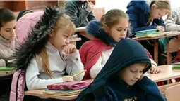 Діти мерзнуть: у шести школах Луцька досі немає тепла (відео)