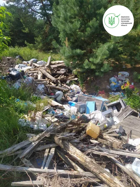 У громаді на Волині здійняли ґвалт через екологічну бомбу: що там коїться (фото)