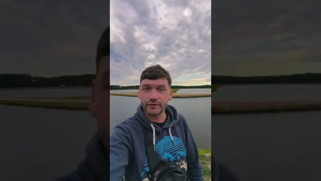 Полюють на 29-кілограмового сома Валєру: на Волинських Мальдівах – батл серед рибалок (відео)