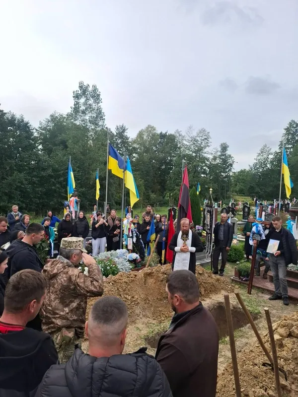 На Волині в останню дорогу провели Героя Олександра Пінчука (фото)