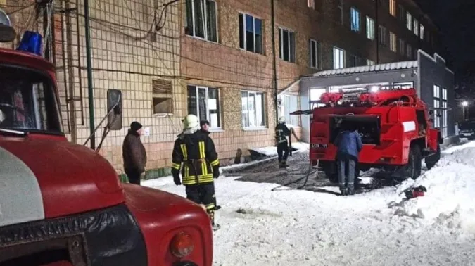 Загинули троє людей: у реанімації на Прикарпатті стався вибух (фото)