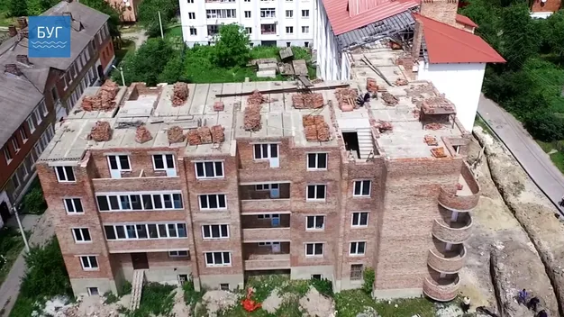Довгобуд для військових у Володимирі почали активно добудовувати (відео)