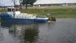 У Луцьку очистили дно річки Стир (фото) 