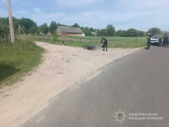 Не впорався з керуванням: на Ковельщині загинув 53-річний мотоцикліст
