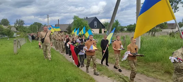 На Волині попрощалися з 20-річним Героєм Назаром Матейчуком (фото)