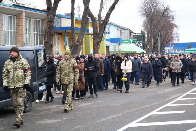 У Горохові попрощалися із загиблим солдатом Валерієм Гриневичем (фото)