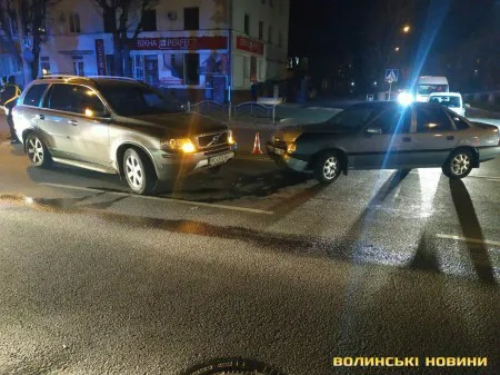 У Луцьку екс-міліціонер напідпитку спричинив ДТП, - очевидці (відео)