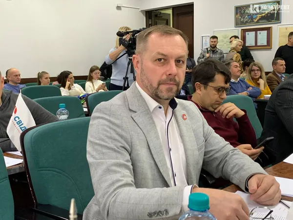 Михайло Наход
