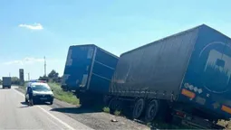 На Волині затримали пʼяного водія вантажівки, який скоїв аварію (відео)