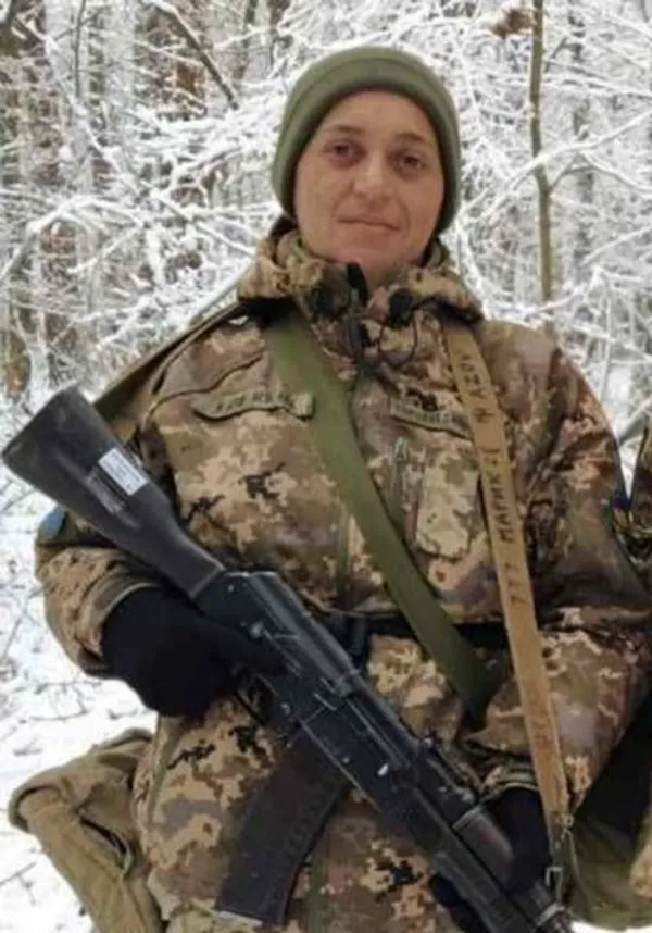 Ветеран з Підгайців, який втратив на війні дружину, вирощує троянди у пам'ять про неї (фото)