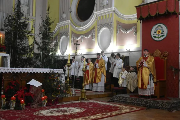 У луцькому храмі відбулась святкова меса (ФОТО)