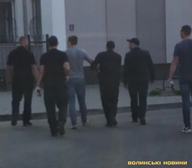 У Луцьку із зали суду намагався втекти підозрюваний
