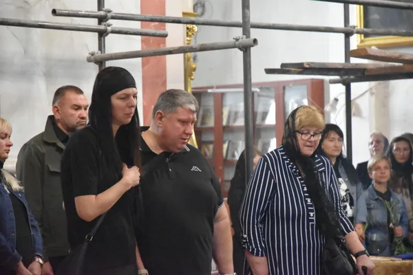 У Луцьку попрощалися з воїном Андрієм Сингаївським (фото)