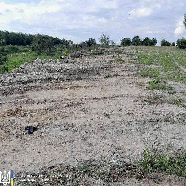 На Волині виявили шість стихійних сміттєзвалищ (фото)