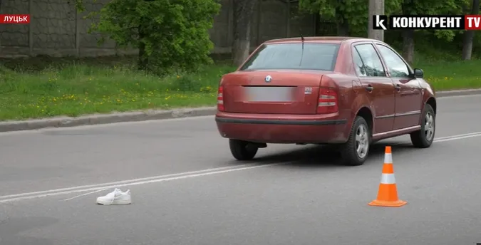 У Луцьку на переході Skoda збила 16-річного хлопця (відео)