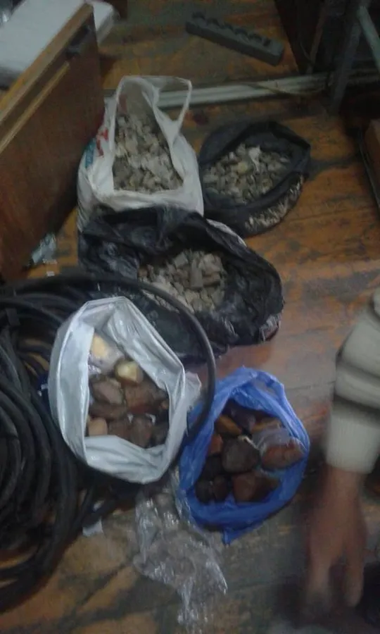 У Луцьку викрили підпільний цех з обробки бурштину (фото)