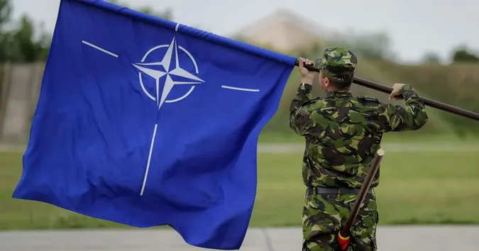Масштабна тривога: до країни НАТО вторглися дрони