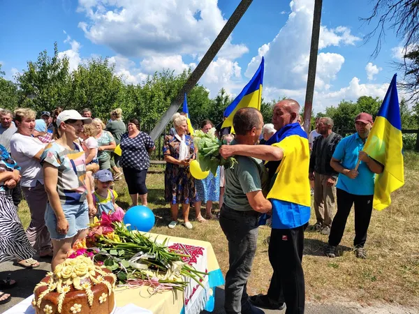 Додому після чотирьох років полону: на Волині зустріли звільненого Захисника (фото)