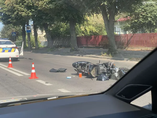У Луцьку на Ковельській збили мотоцикліста (фото)