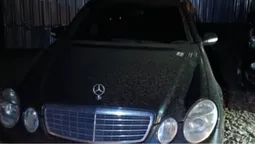 У Луцьку пʼяний «шумахер» розтрощив чужу автівку й втік (фото)