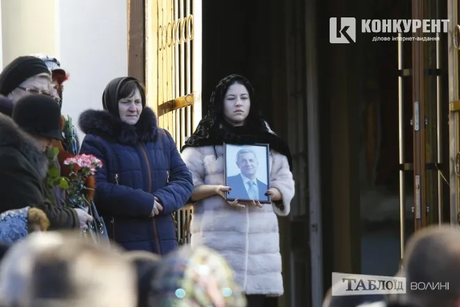 Зустрічають тіло загиблого