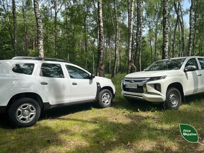 Для охорони лісів Волині та Рівненщини придбали 16 кросоверів