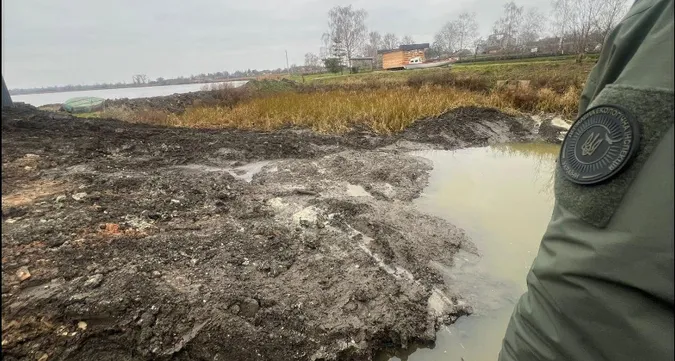 На Волині на природно-заповідній території незаконно збудували греблю (фото)