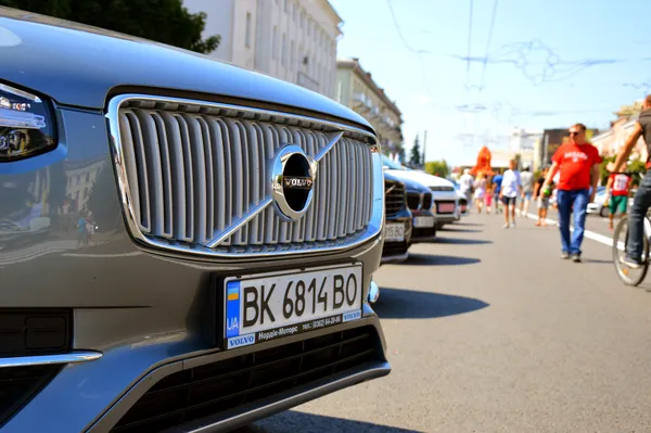BMW, Volvo, Jeep: у Луцьку проходить автовиставка (фото)