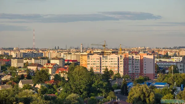 Як виглядає Луцьк із дахів багатоповерхівок (фото)