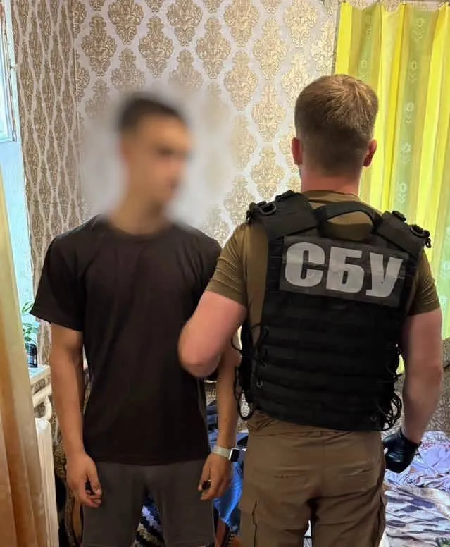 На львівській митниці в дитячих іграшках знайшли наркотики, які прямували до Польщі (фото)