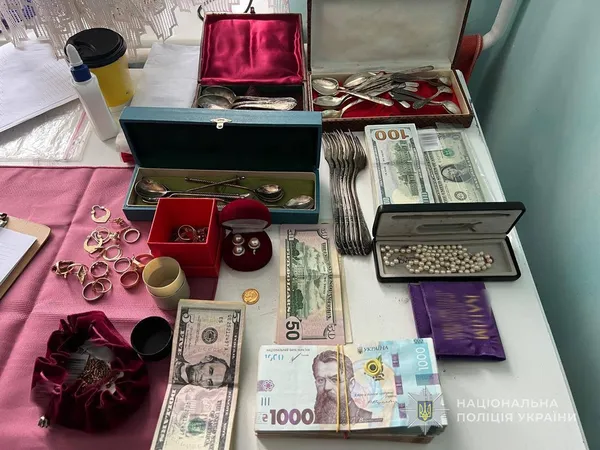 Спецоперація під Луцьком: поліція «на гарячому» взяла групу крадіїв з мільйонною здобиччю (фото)