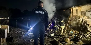 Виявили уламки «Герані-5»: на Рівненщині правоохоронці показали наслідки атаки (фото)
