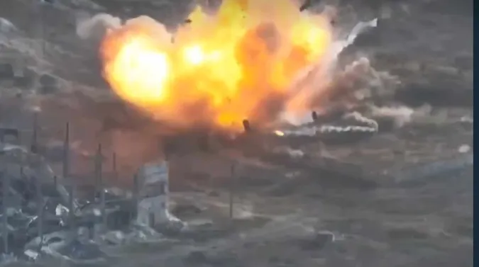 Бійці волинської «сотки» «відірвали голову» ворожому Т-80 (відео)