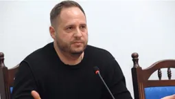 Нардеп опублікував відео, як Єрмак начебто «барижить» держпосадами