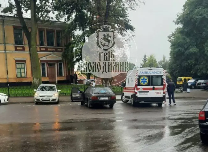На Волині не розминулося дві автівки: є постраждалі