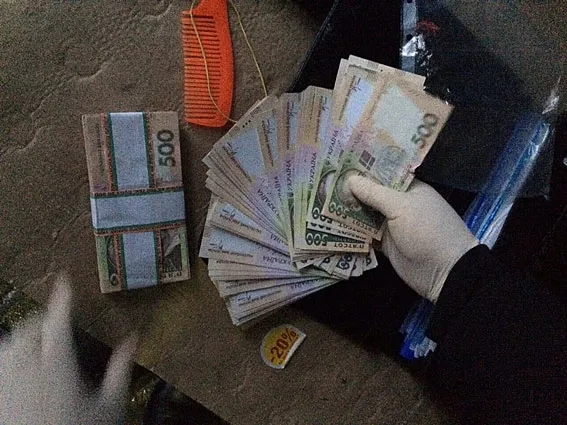 Луцький суд оштрафував затриманого на хабарі голову сільради