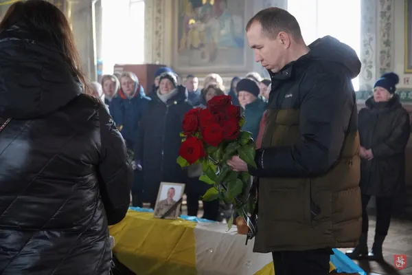 У Володимирі провели в останню дорогу Тараса Марходея (фото)